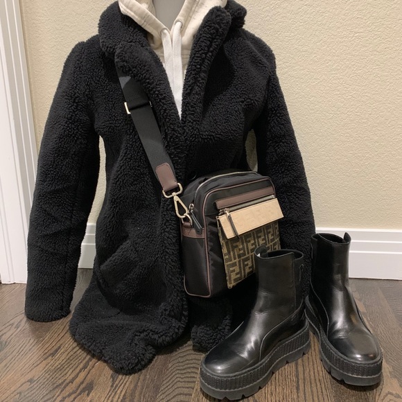 Black Teddy coat XS - Picture 1 of 3